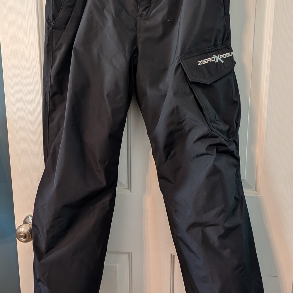 ZeroXposur Kids Dark Cargo Pants